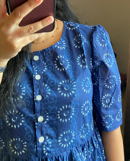 Women printed aline button style kurta set