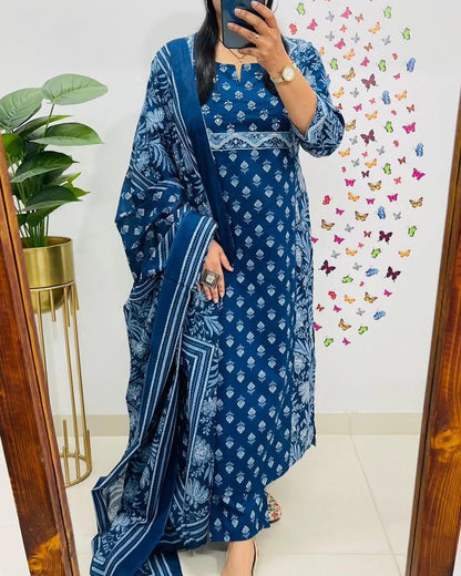 Mughal/Kalamkari Fusion Azrak bagru print kurti pant dupatta set