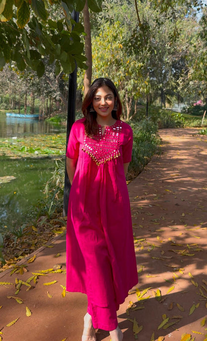 Chandni Magenta Mirror Work Kurta Pant Set – Festive & Party Wear for Women