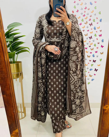 Mughal/Kalamkari Fusion Azrak bagru print kurti pant dupatta set